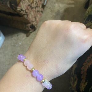 Purple glass bead bracelet